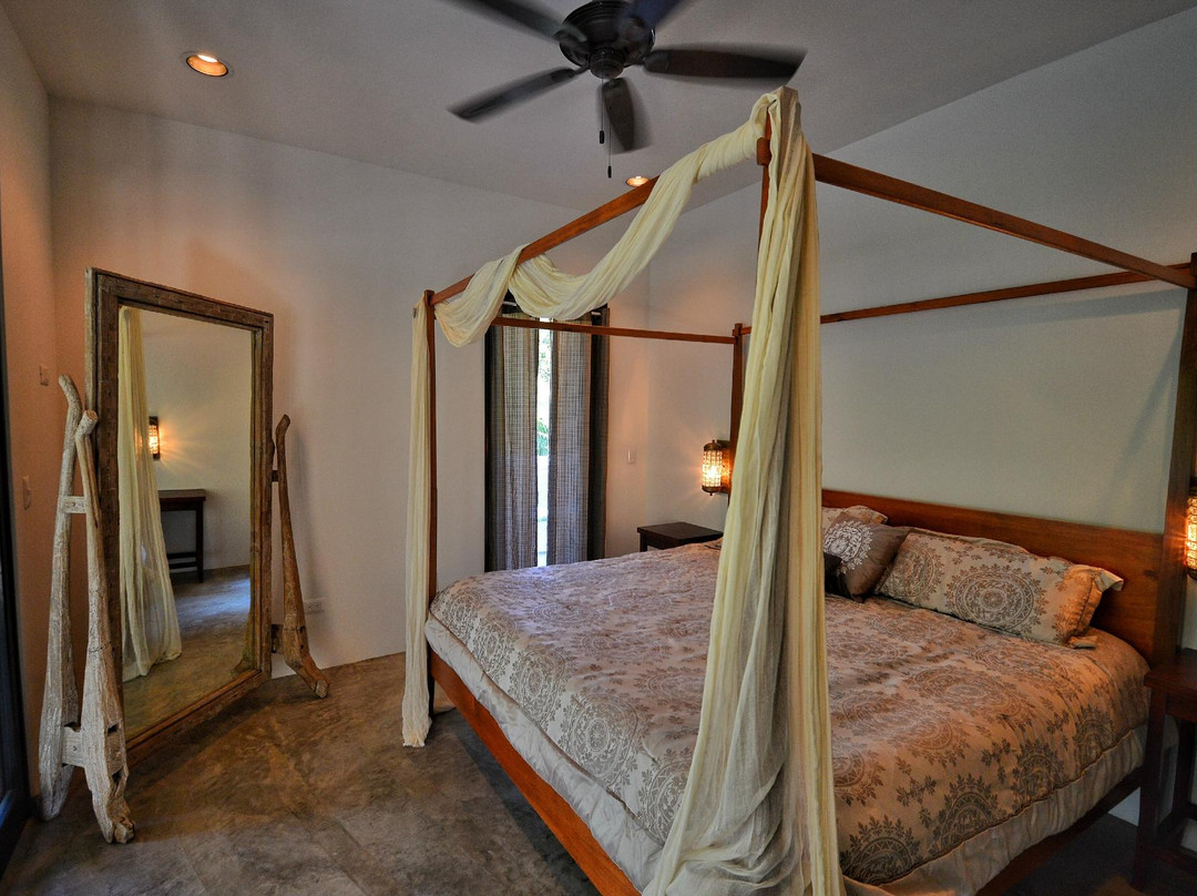 Makara Suites & Apartments主图