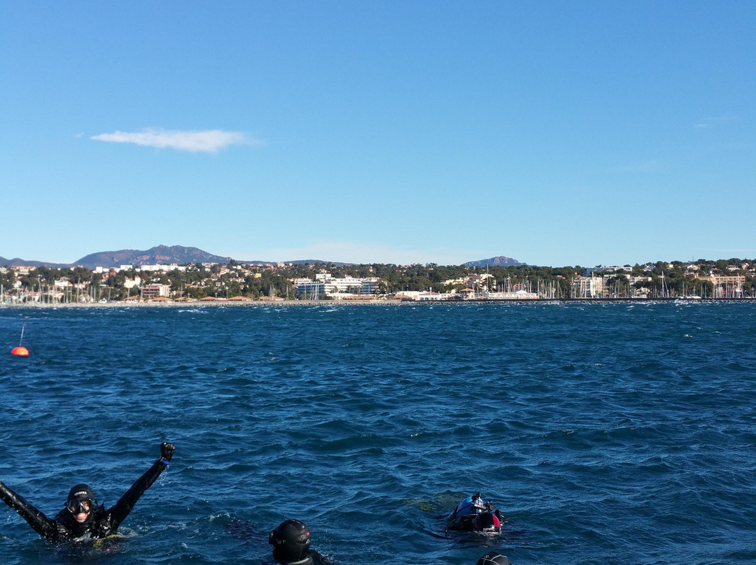 Aquatic Rando-弗雷瑞斯必去景点