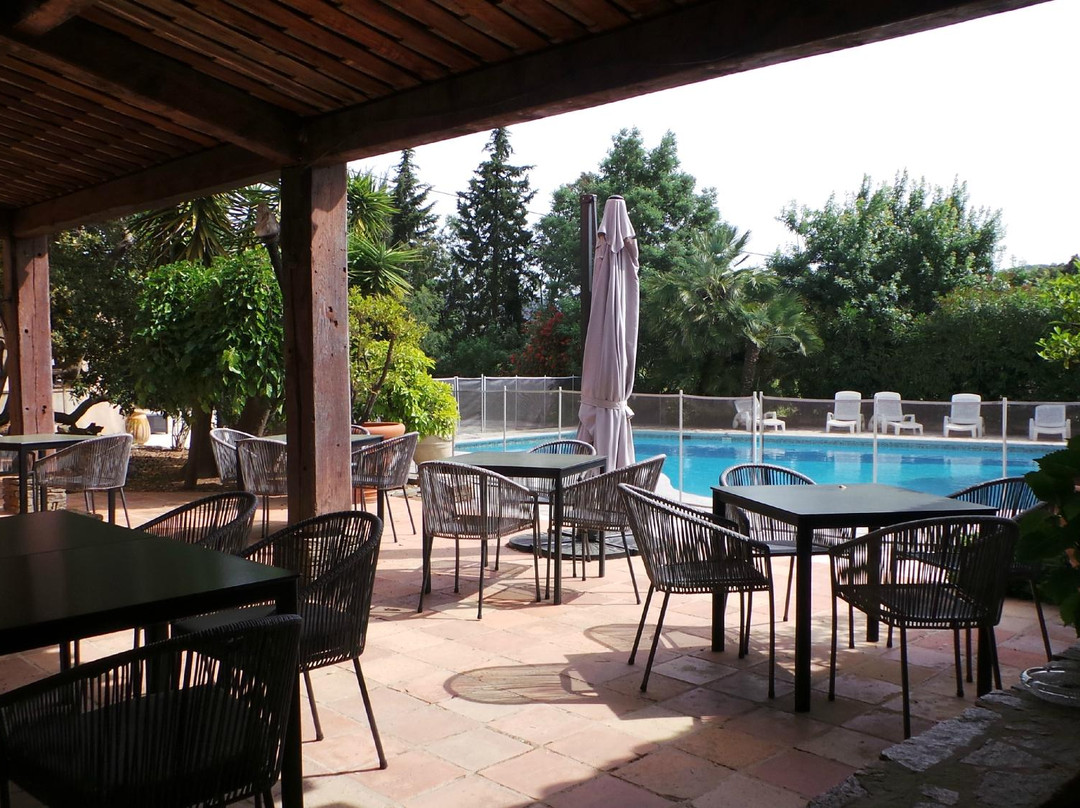 La Londe Les Maures酒店住宿-Château Maravenne