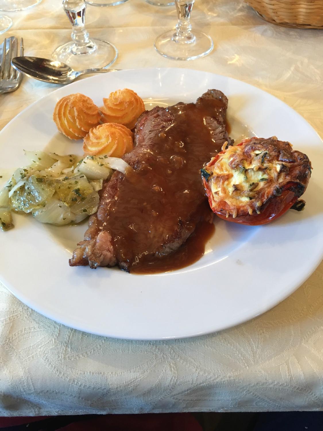Hotel-Restaurant Le Sully-餐饮