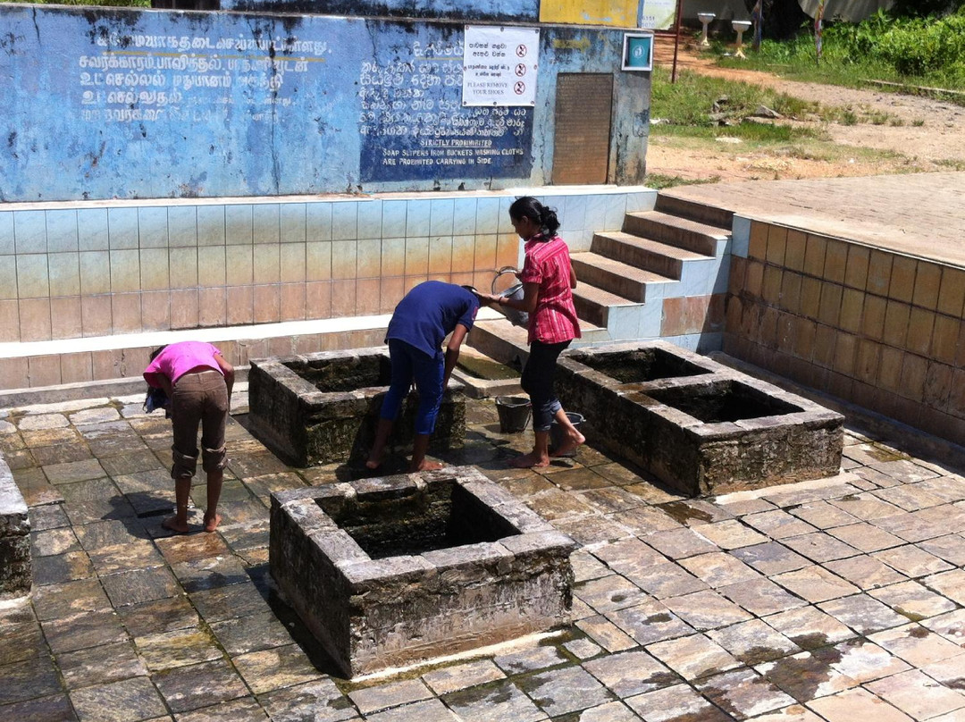 Kanniya Hot Springs-Trincomalee必去景点