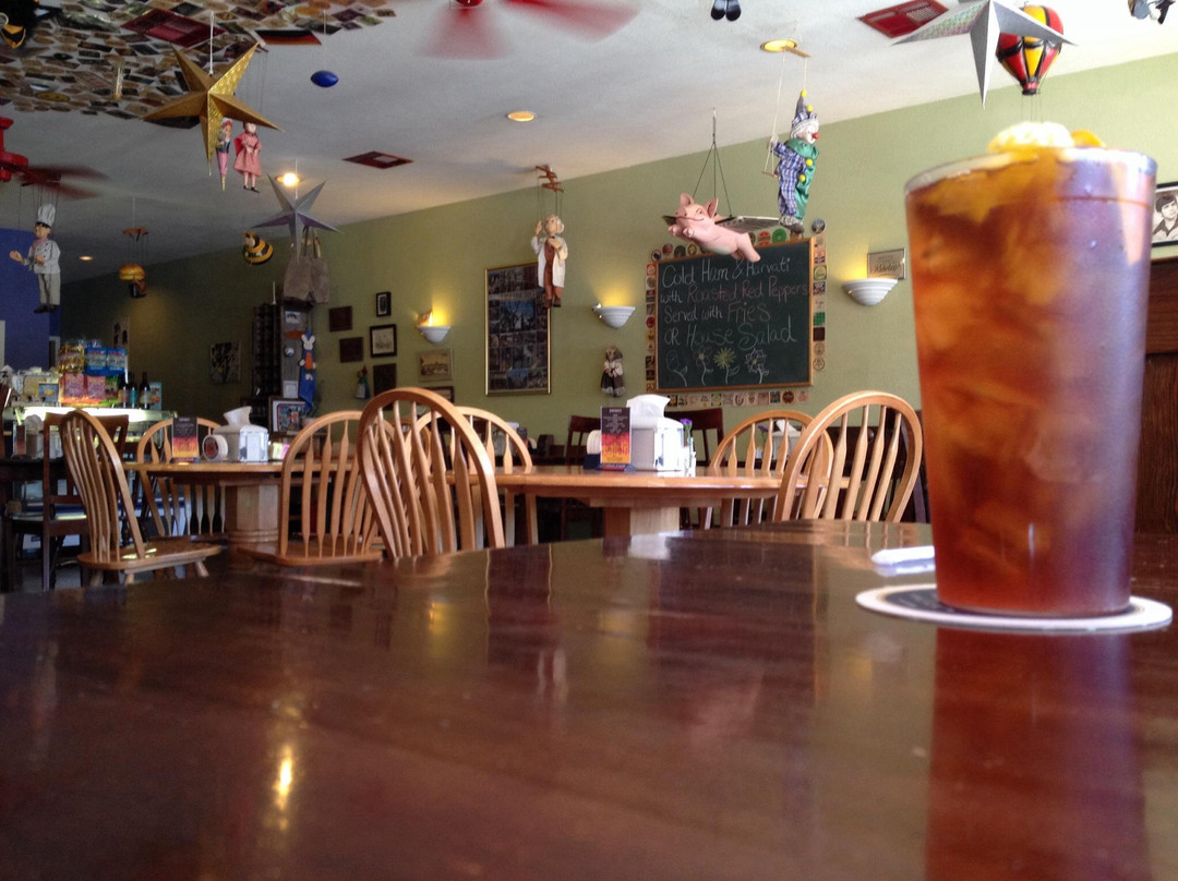 Lampasas餐馆和美食-Eve's Cafe on the Square