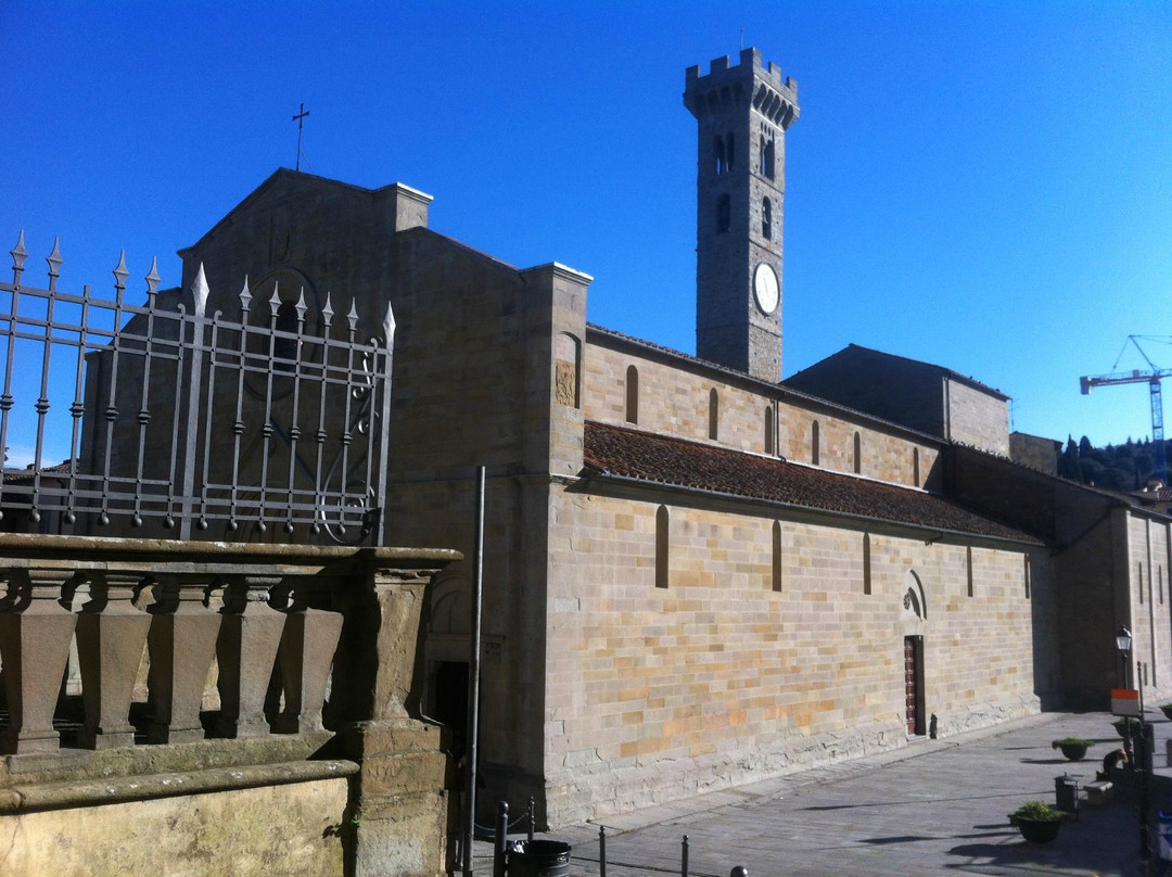Cathedral San Romolo-菲耶索莱必去景点