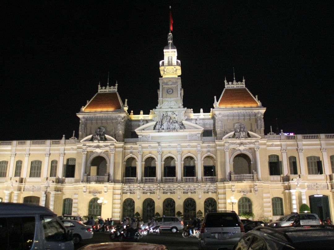 People's Committee Building-胡志明市必去景点