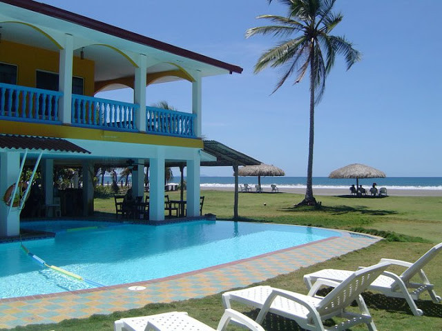 Playa Las Lajas旅游攻略图片