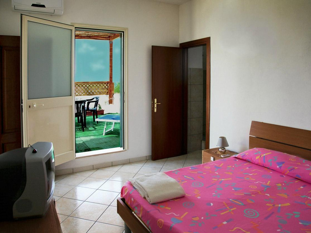 Bonjour Bed and Breakfast主图