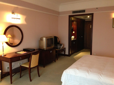 龙泉国际大酒店主图