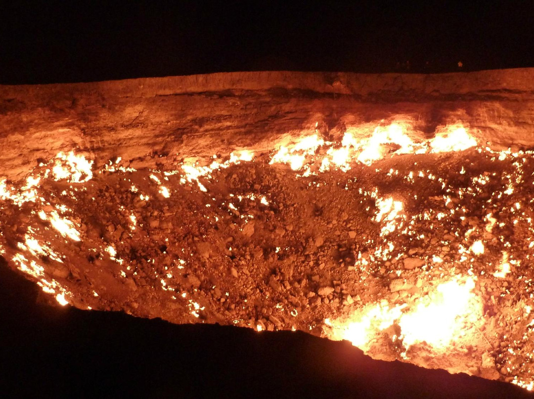 Darvaza Gas Crater-Darvaza必去景点