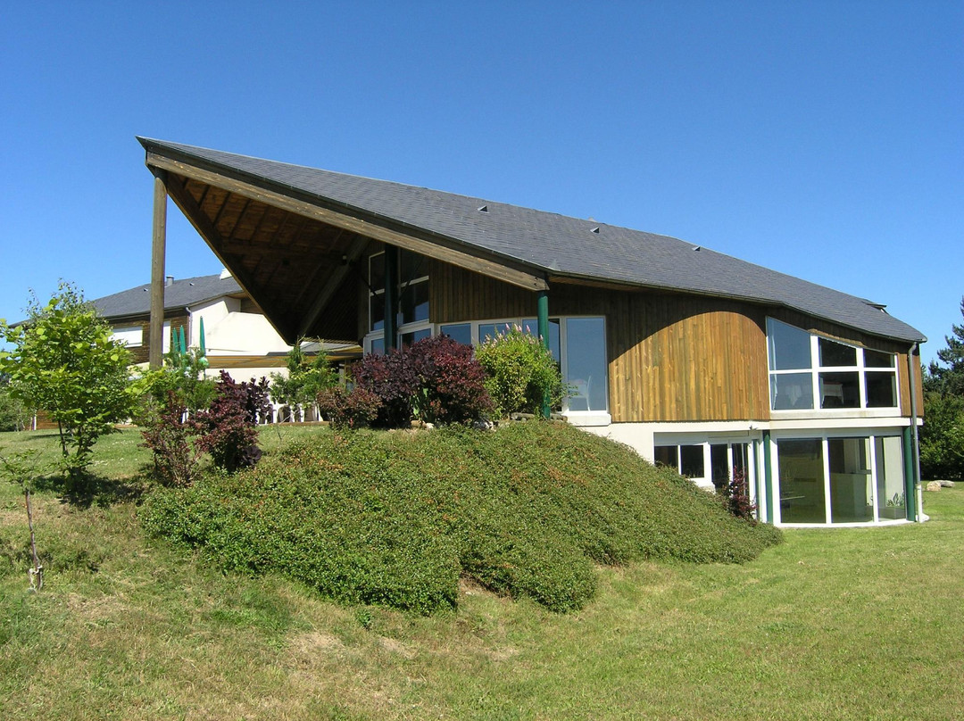 Logis Hôtel les Portes d'Apcher主图