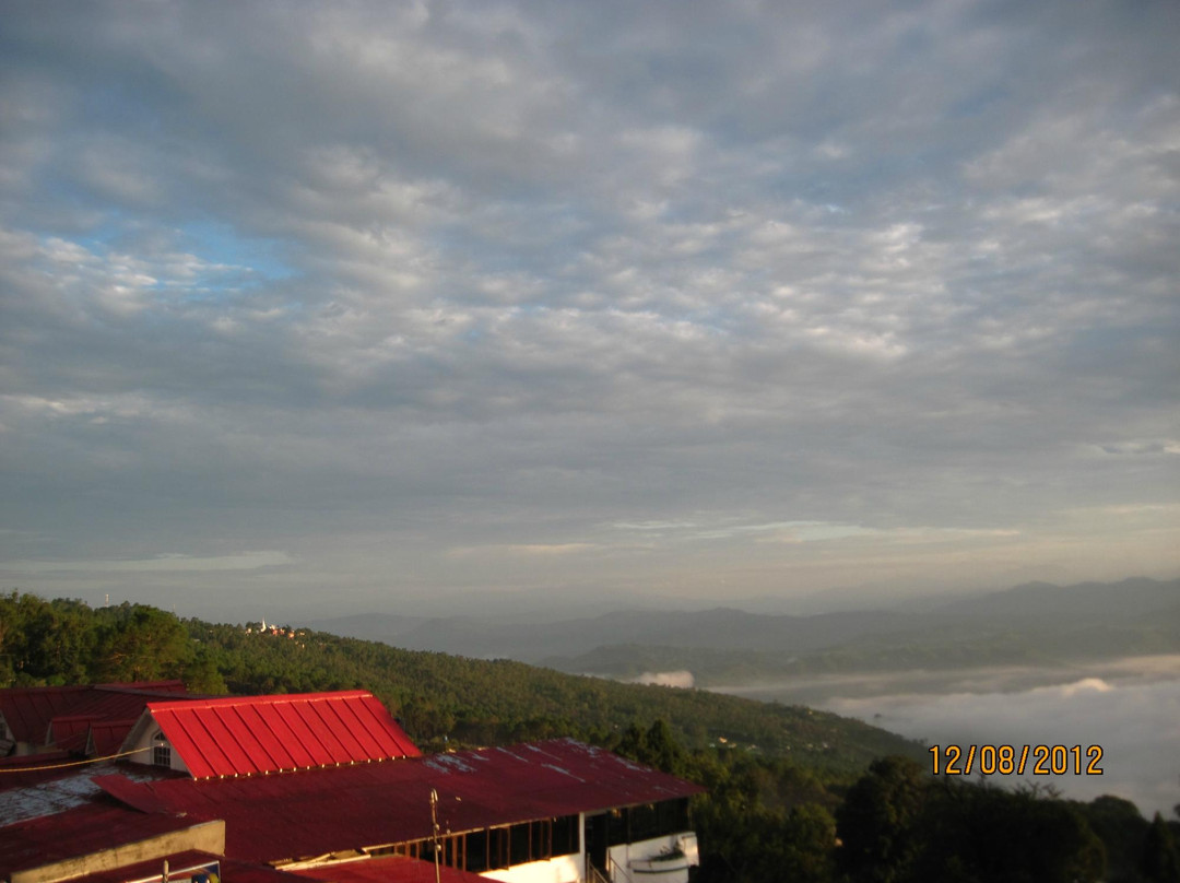 Moon Hotel And Restaurant主图