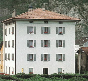 Mezzolombardo酒店住宿-Albergo Al Sole