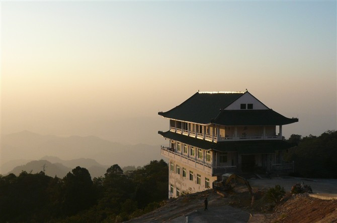 五指峰天文科普园-梅县必去景点