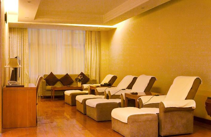 北京好特热温泉酒店主图