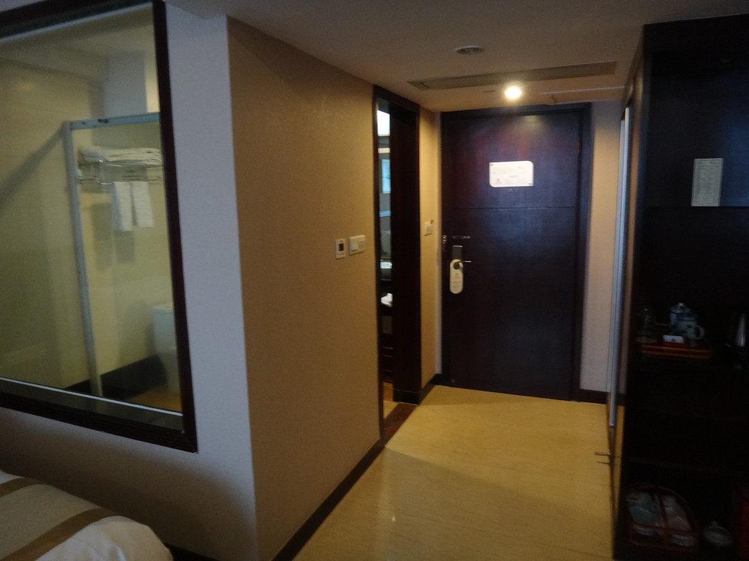 凯旋假日酒店主图