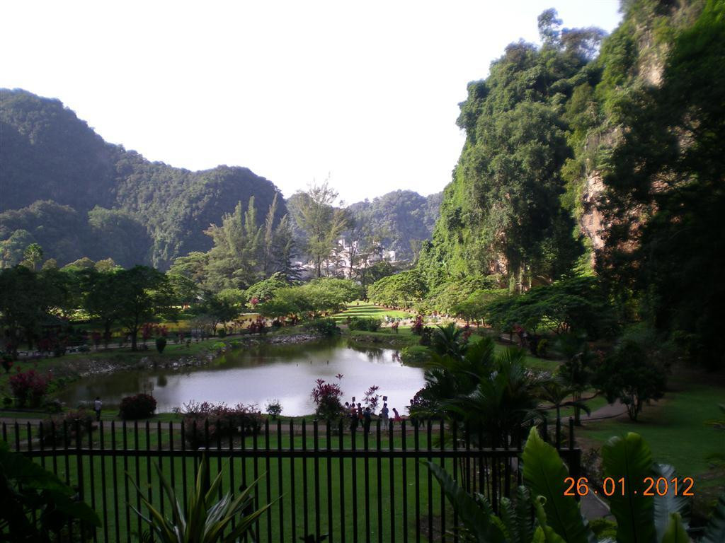 洞穴庙宇-怡保必去景点