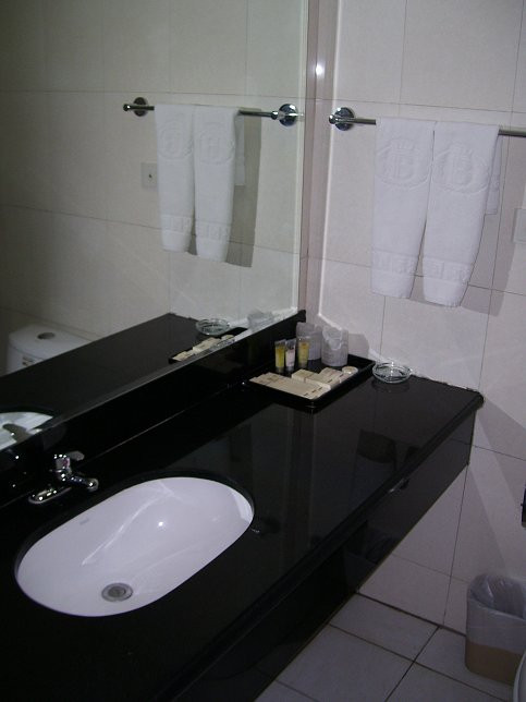 宝平国际酒店主图