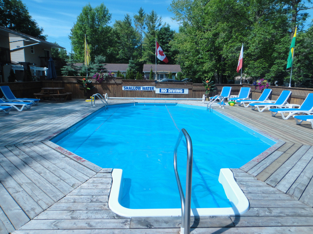 Mermaid Motel & Cottage Court主图