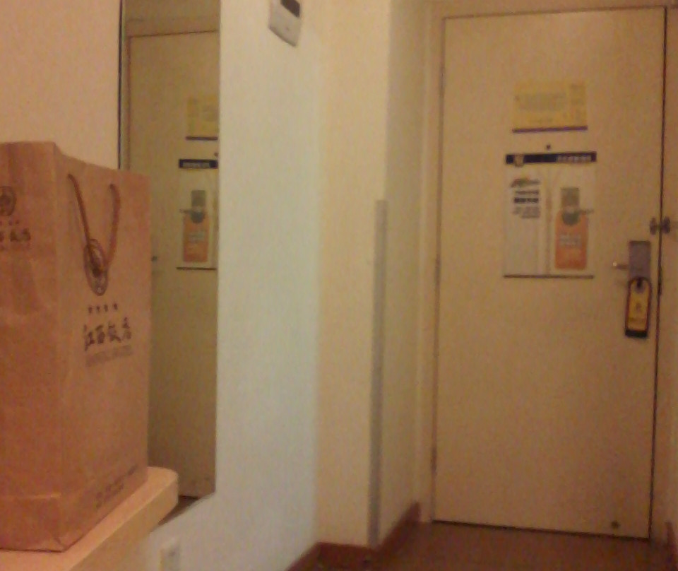 7天优品酒店（南昌八一广场火车站店)主图