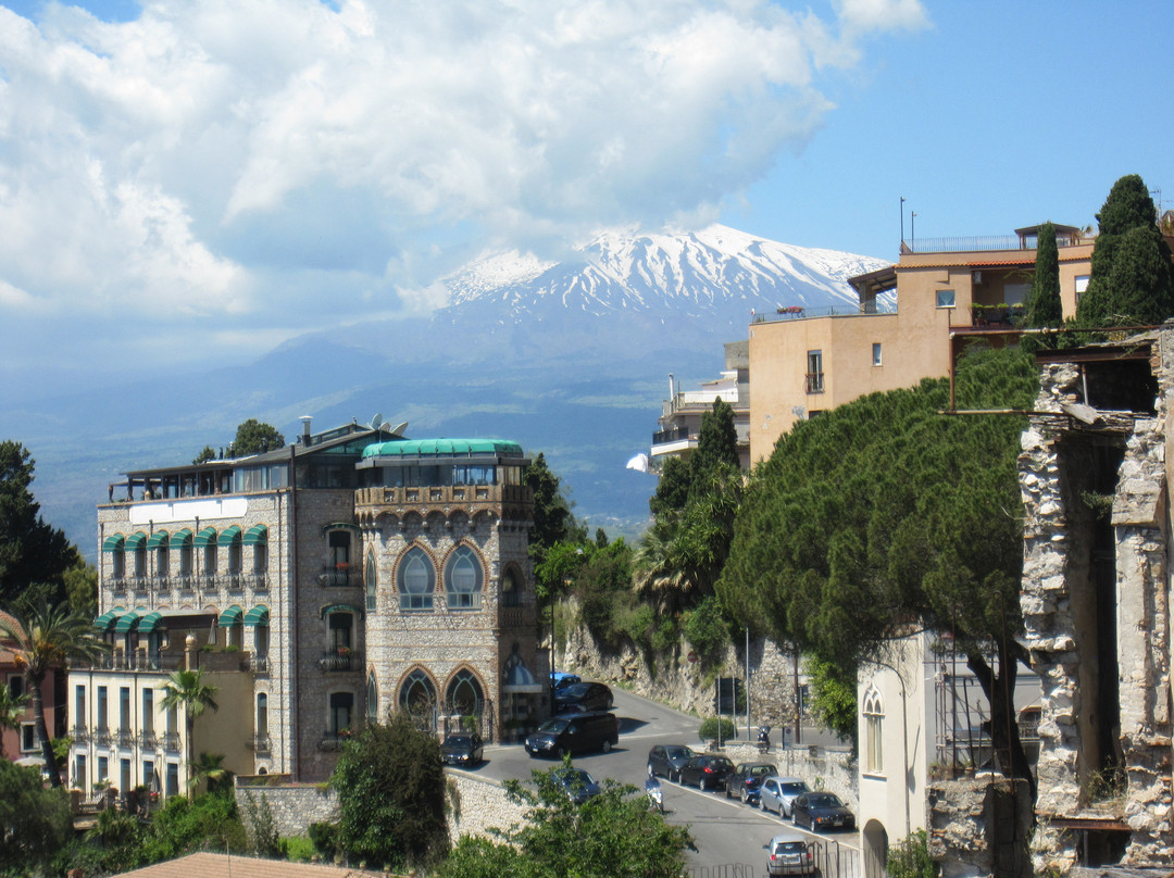 Taxi Taormina & Sicily Tours with Roberto-陶尔米纳必去景点