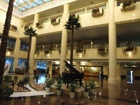 苏州维笙天平大酒店（木渎古镇风景区渎川桥地铁站店）主图