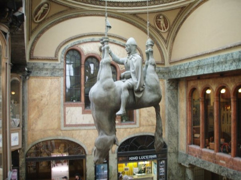 Lucerna Music Bar-布拉格必去景点