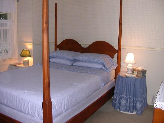 The Inn at Neshobe River-客卧