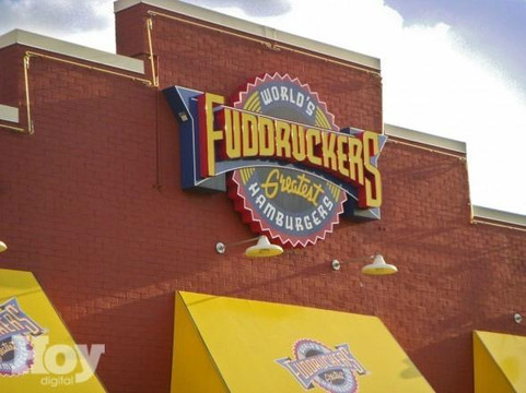 Fuddruckers