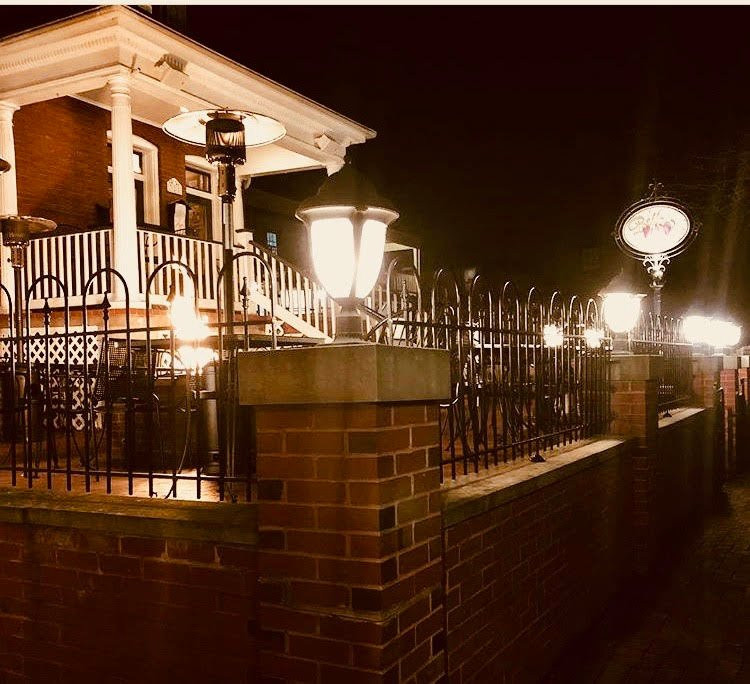 圣查尔斯餐馆和美食-Bella Vino Wine Bar & Tapas