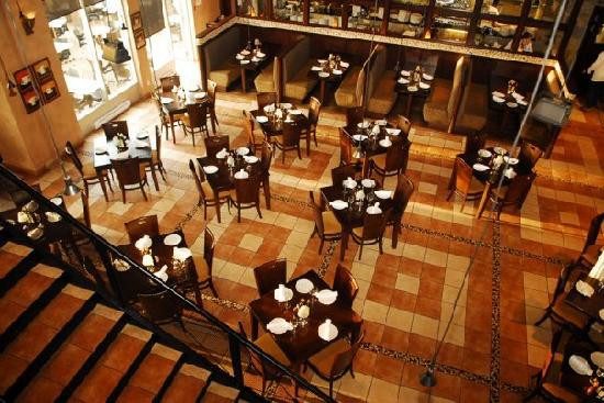 Boisbriand餐馆和美食-Vinnie Gambinis