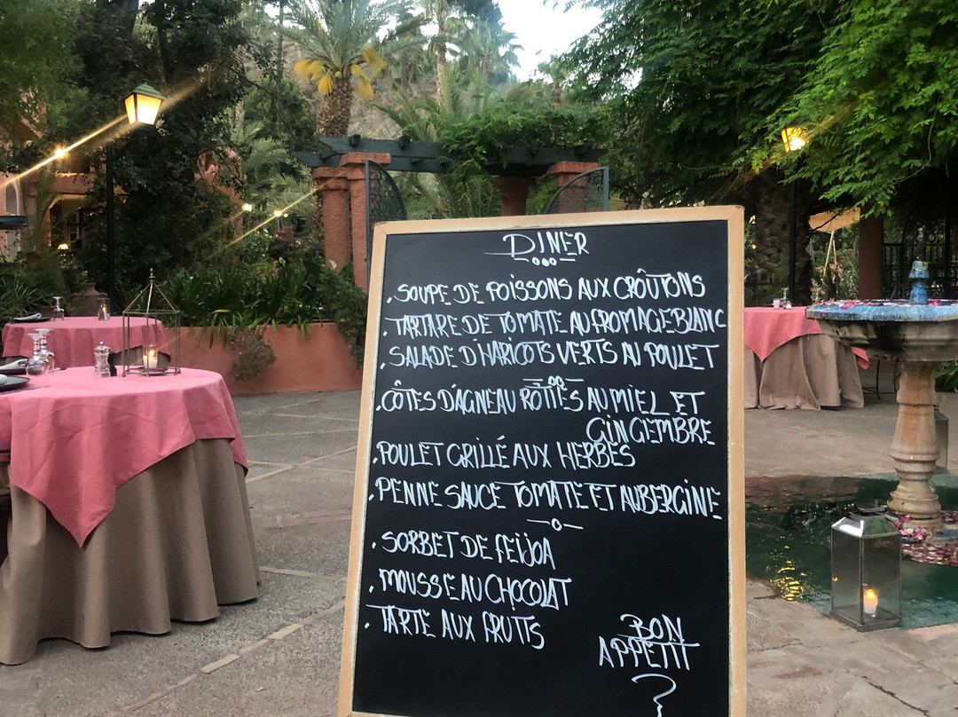 Domaine De La Roseraie主图