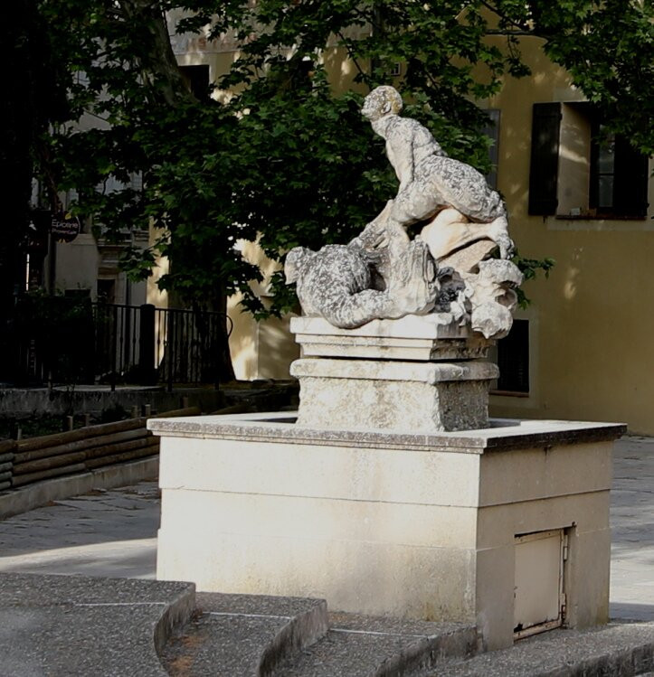 Statue de Saint-Véran景点图片