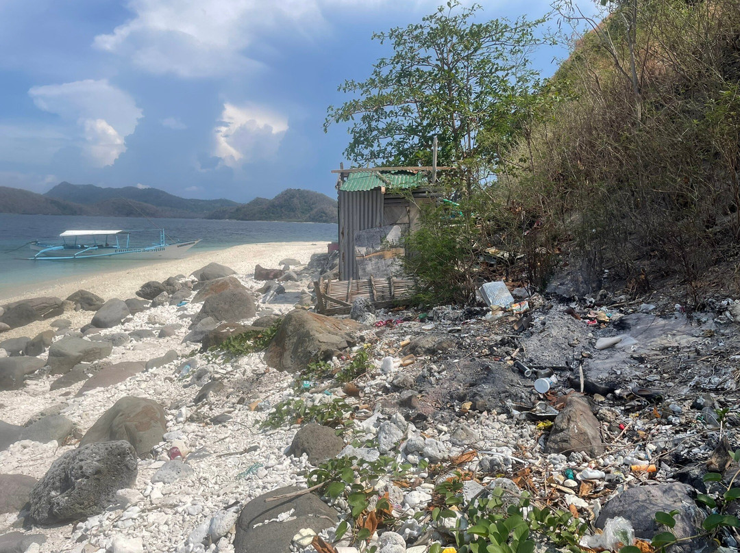 Sombrero Island景点图片