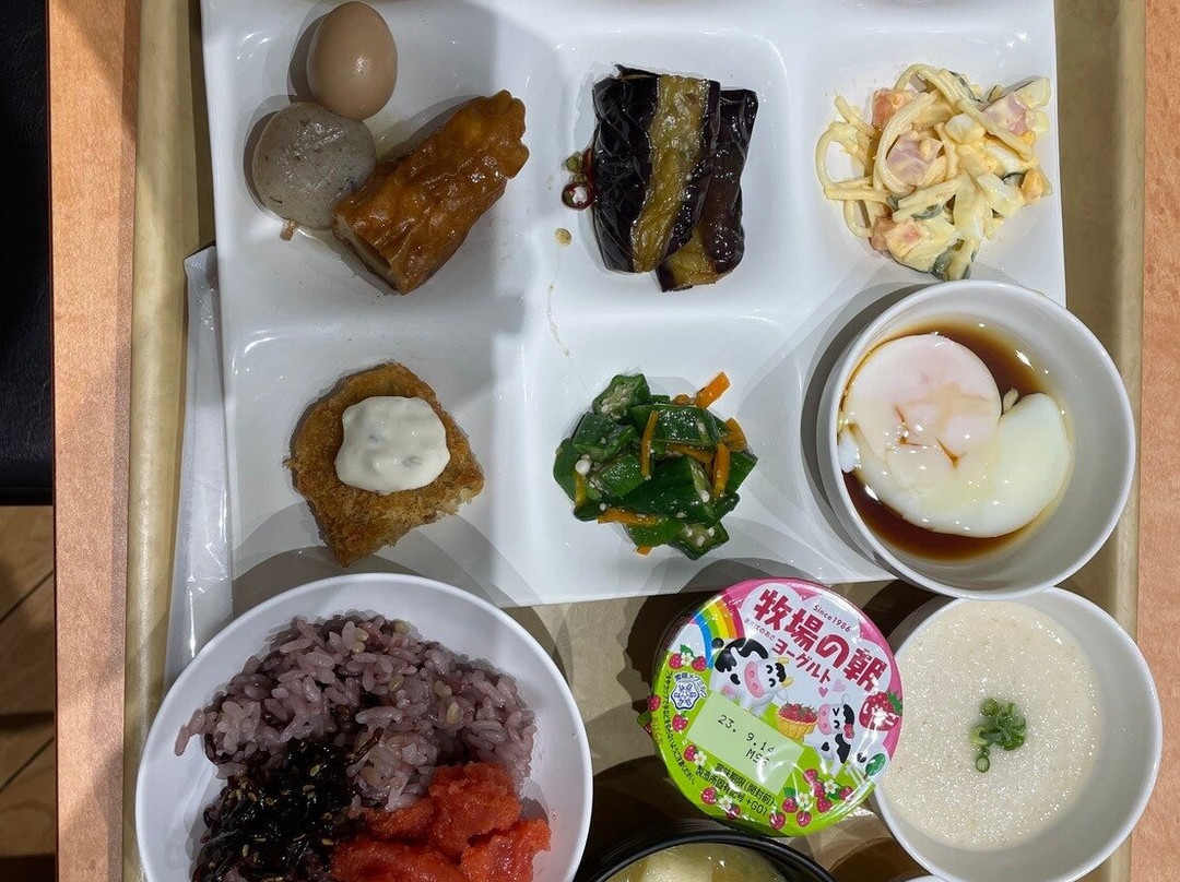 伊万里大酒店主图