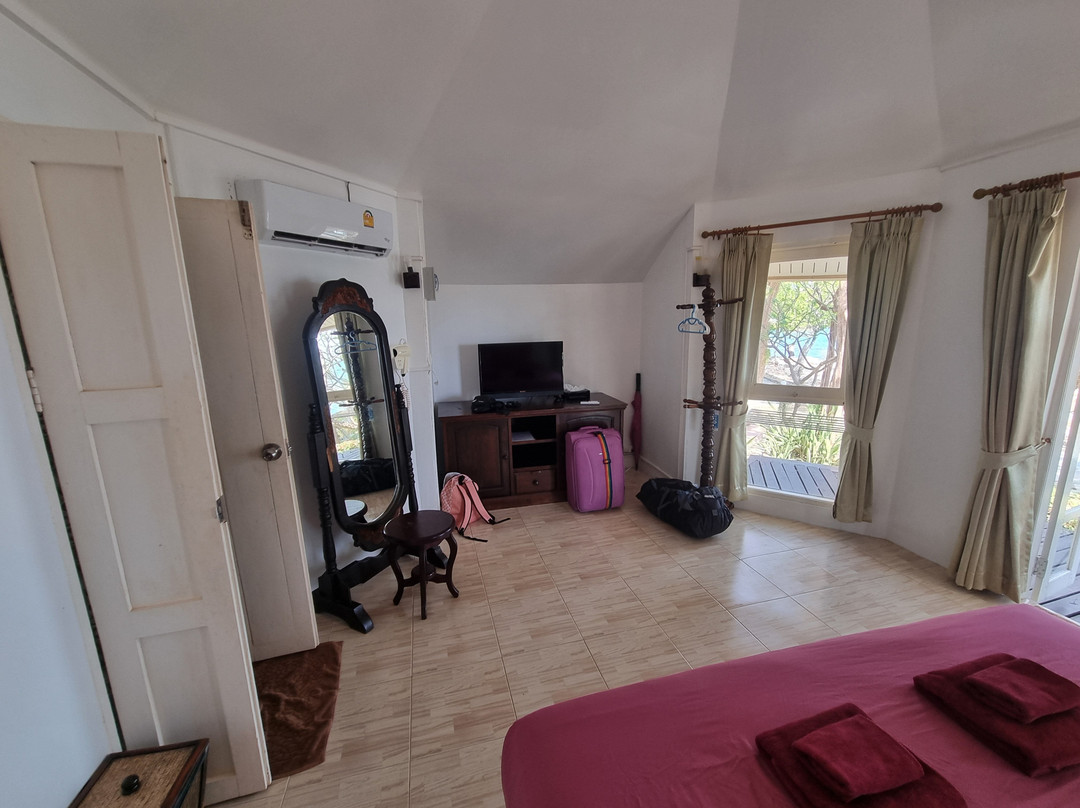 稔马镭迪酒店主图