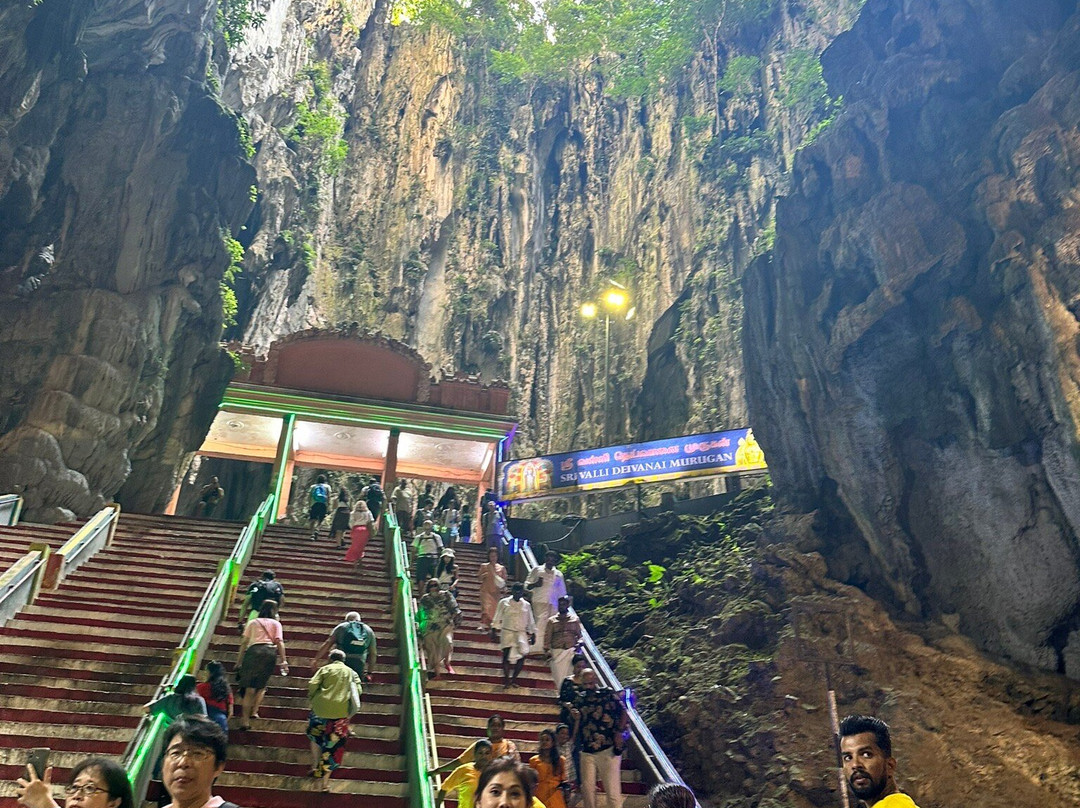 EnovaCab KL Venture - KL Taxi Service & Transfers景点图片