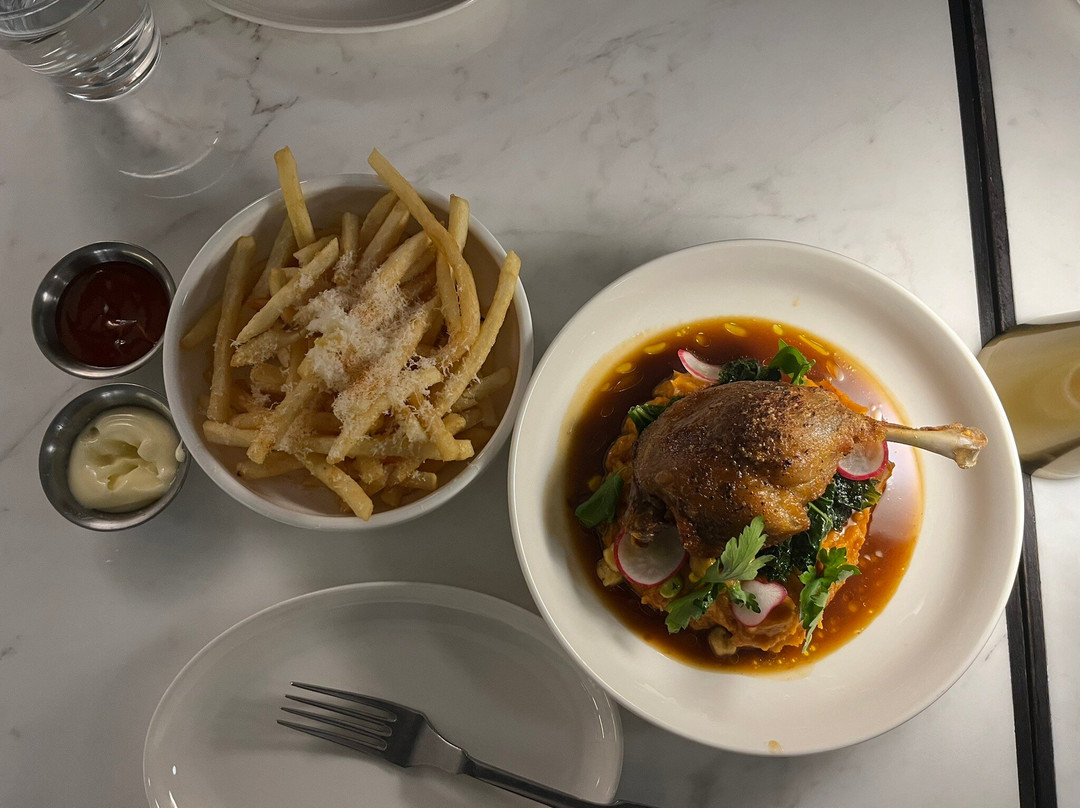Market Bistro