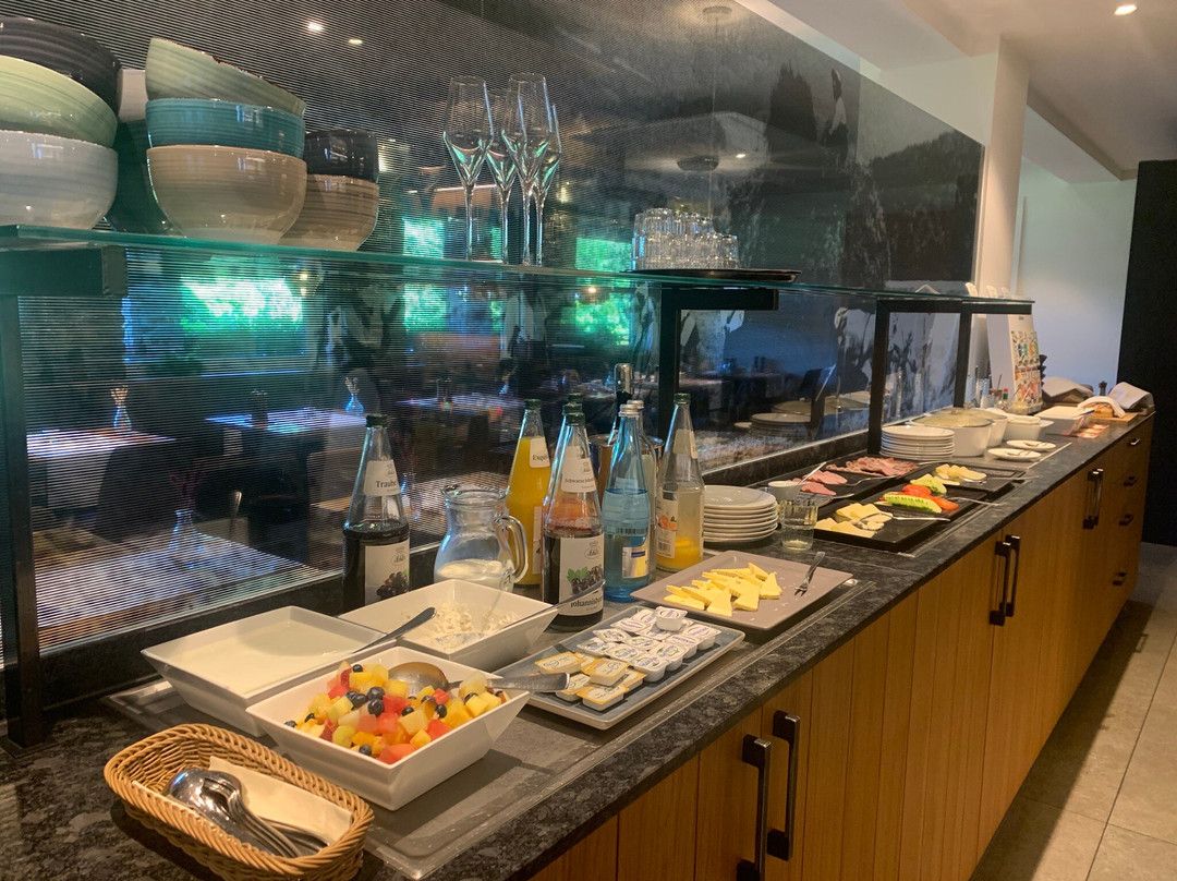 基瑞巴赫尔酒店主图