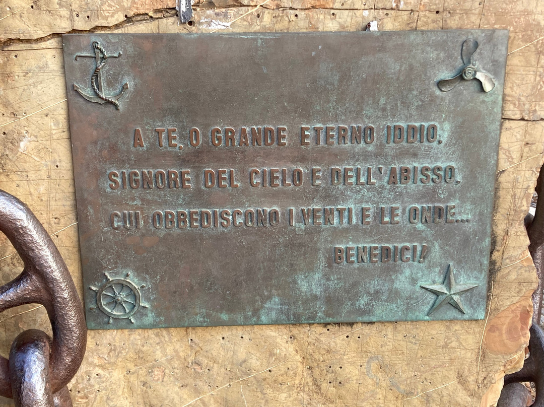 Monumento dell'Ancora-San Bartolomeo al Mare必去景点