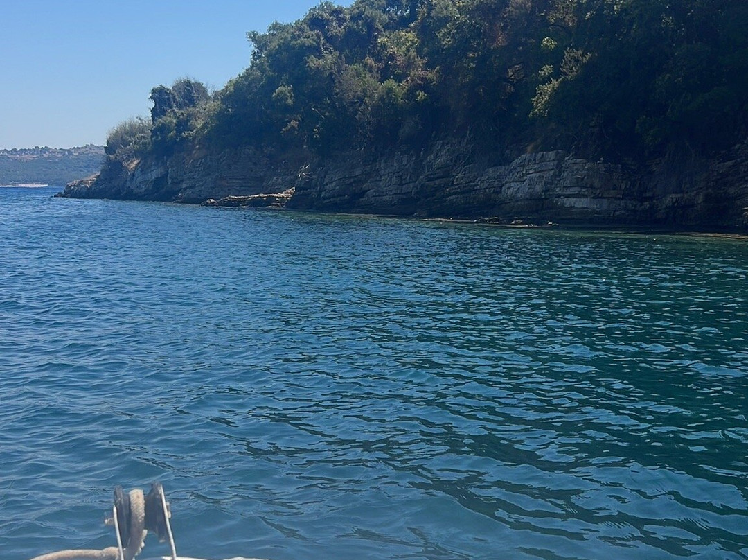 Kaminaki Boats and Watersports-Nissaki必去景点