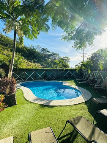 奥科塔尔民宿酒店-泳池