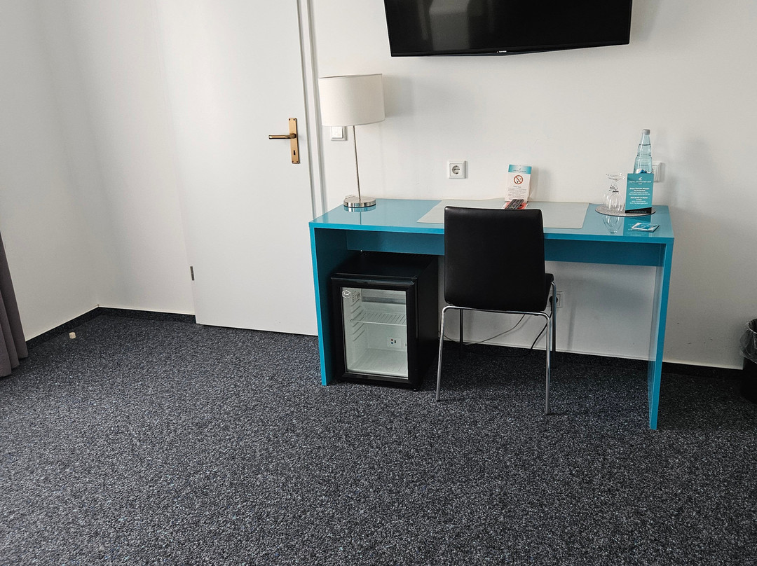 杜特斯赫尔酒店主图