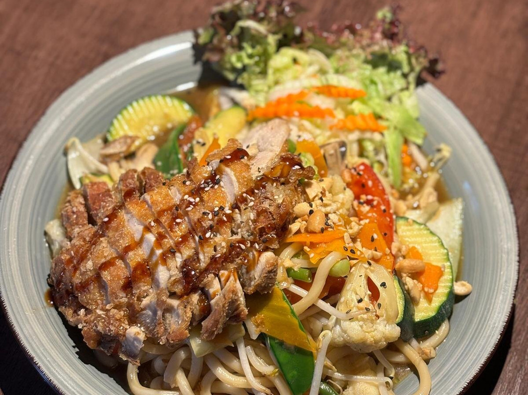 Măm Măm Asian Fusion