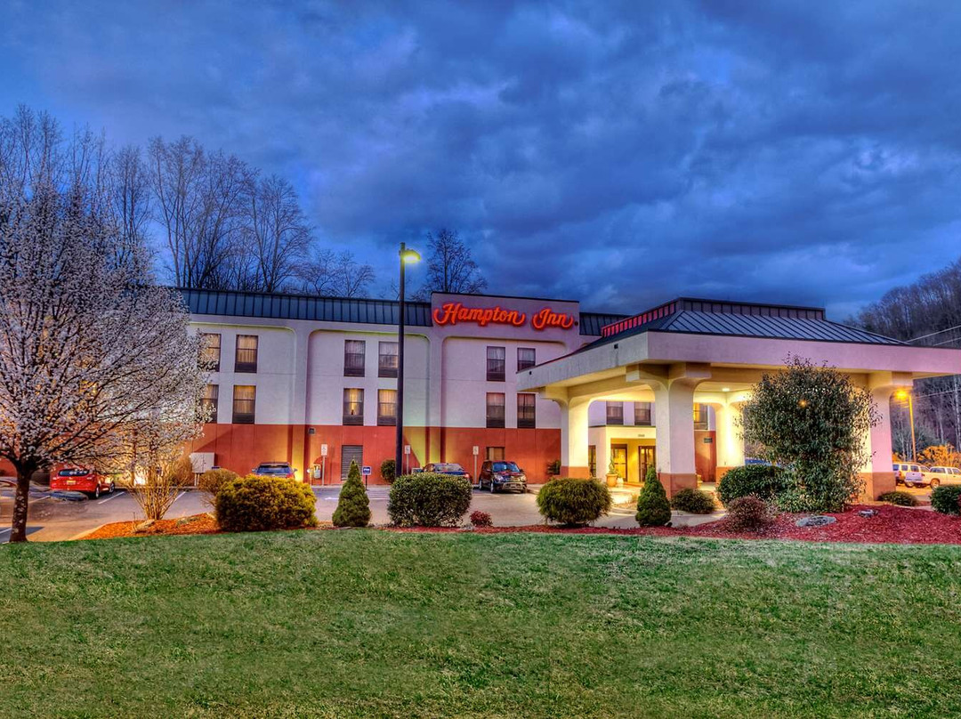 Marion酒店住宿-马里昂希尔顿欢朋酒店