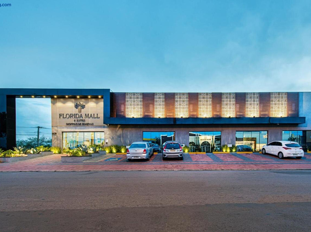 Florida Mall Hotel & Suites主图