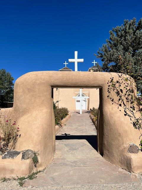 San Francisco de Assisi Mission Church-Ranchos De Taos必去景点