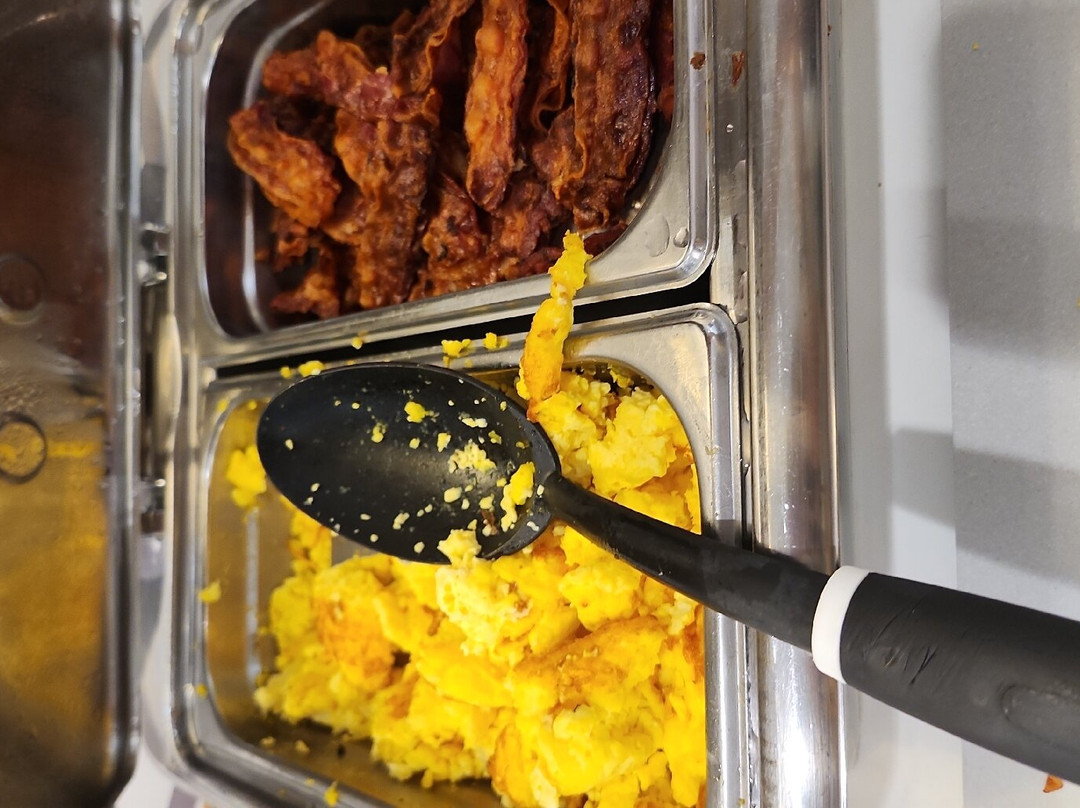 Holiday Inn Express & Suites Elko By IHG主图