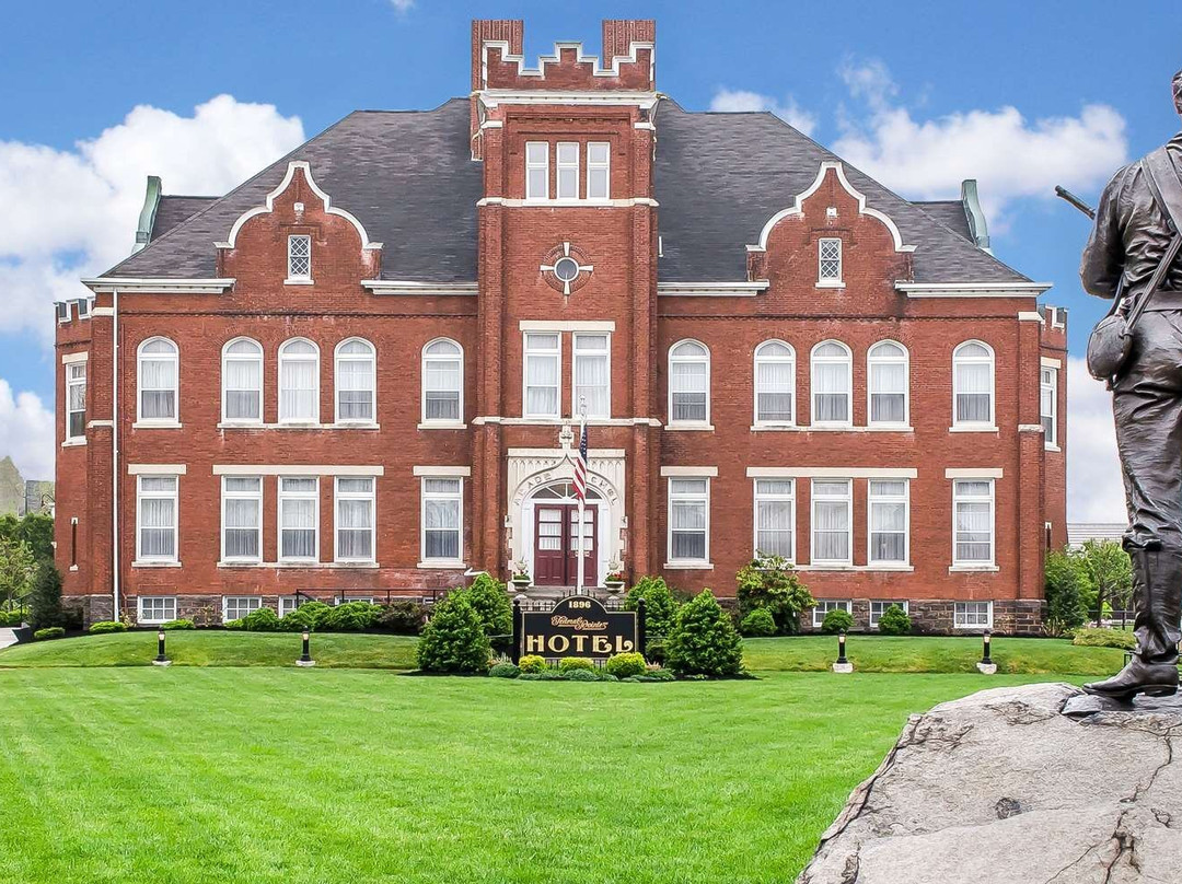 Federal Pointe Inn
