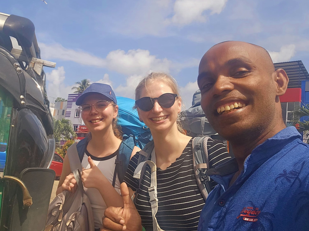 Paradise Tuk Tuk Tours-唐卡拉必去景点