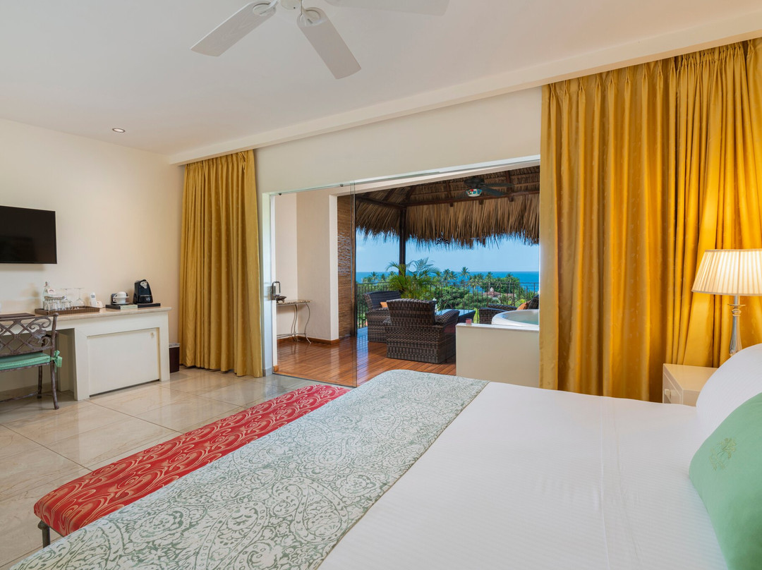 伊甸园精品酒店主图