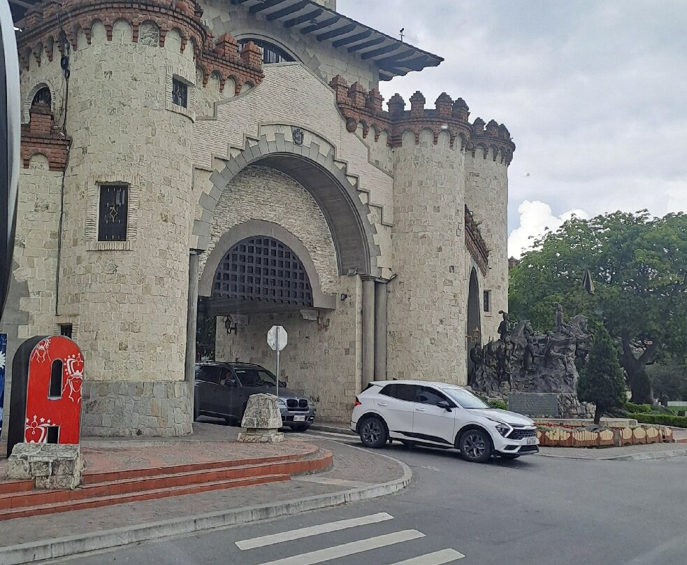 Puerta de la Ciudad景点图片